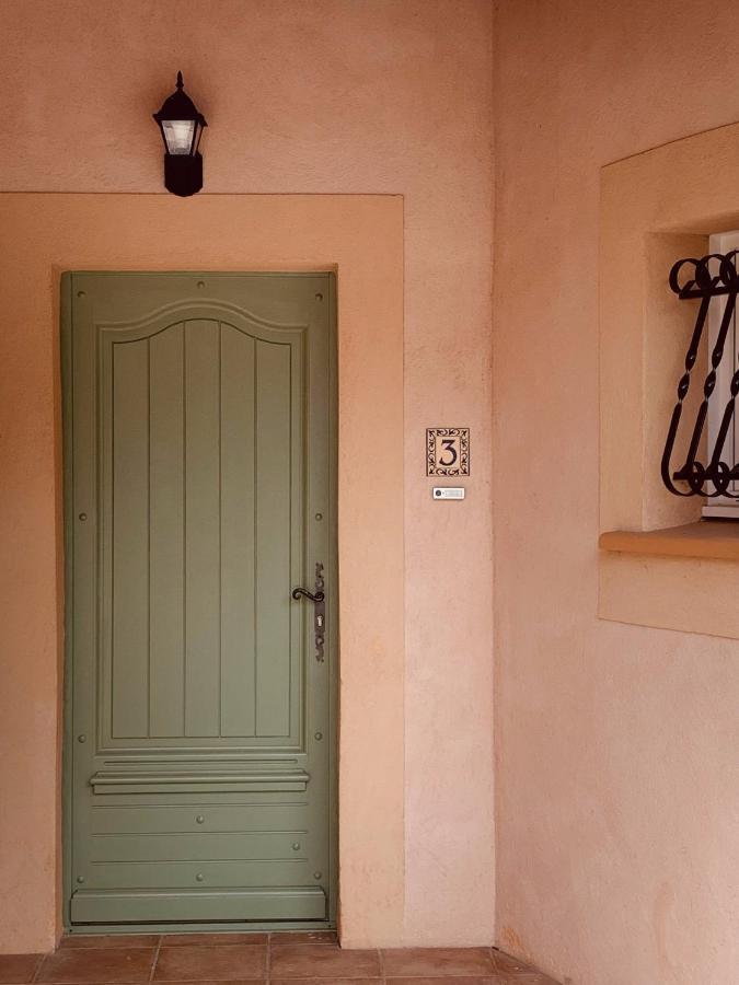 Le Claux Du Puits By Ateya Vacances Saint-Trinit Exterior foto
