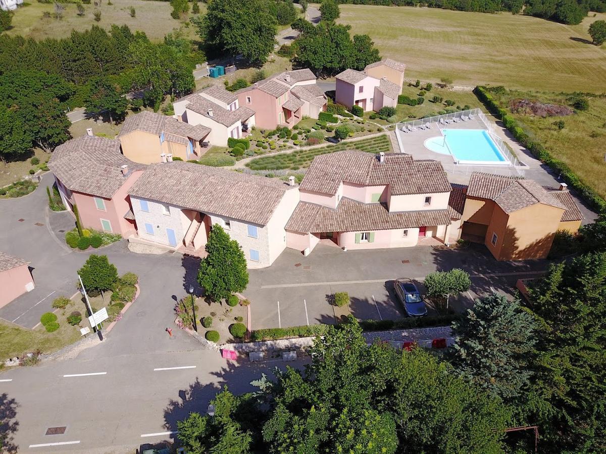 Le Claux Du Puits By Ateya Vacances Saint-Trinit Exterior foto